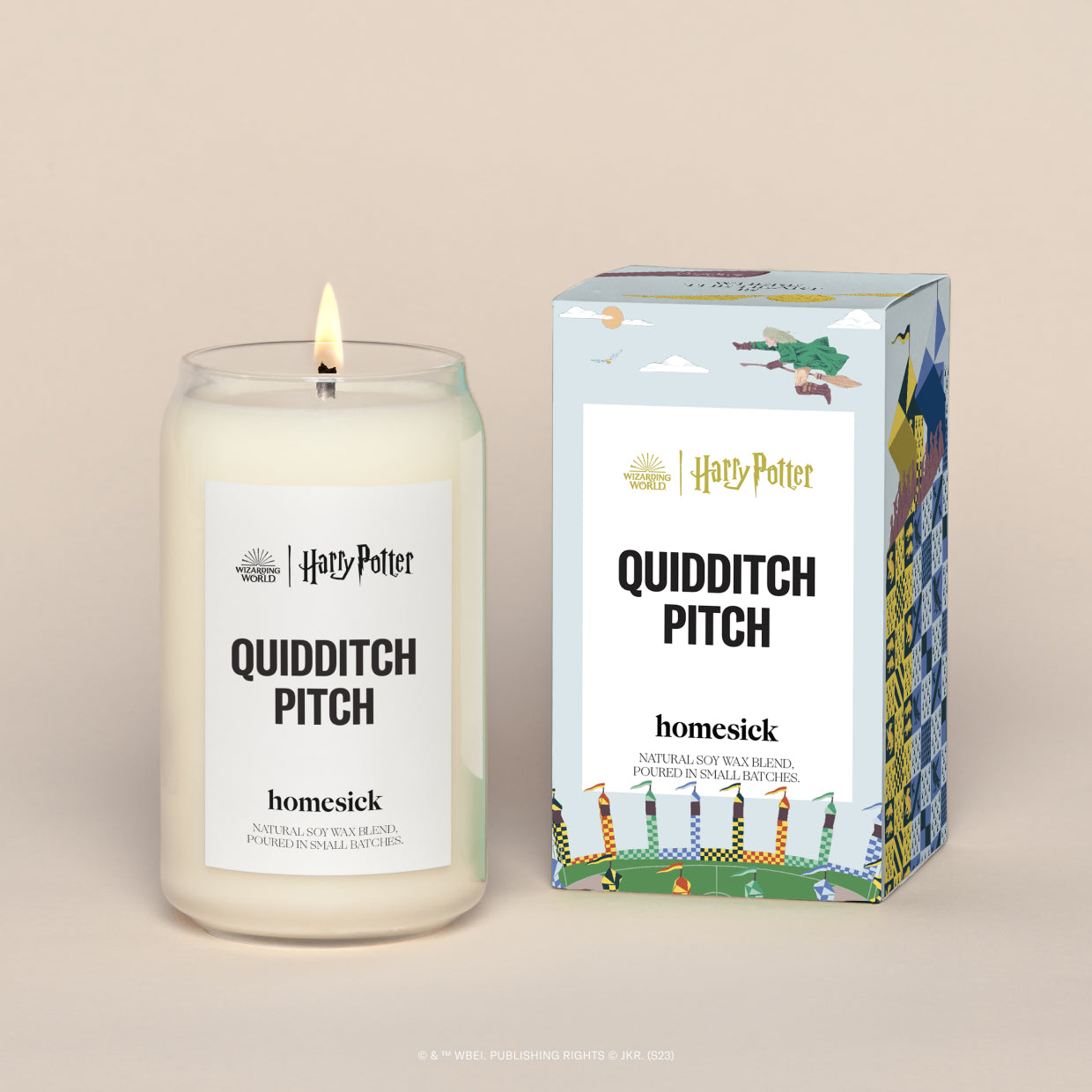 HMS.Harry_.Potter.Quidditch.Pitch_.Candle.1.Ecom_.PDP_.1.jpg